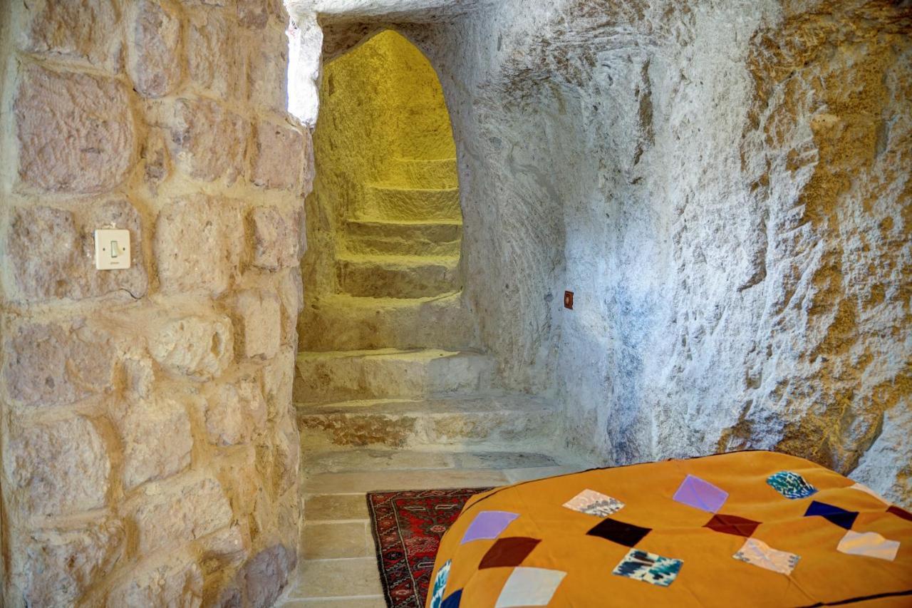 Gibos Cave Hotel อูร์กุบ ภายนอก รูปภาพ
