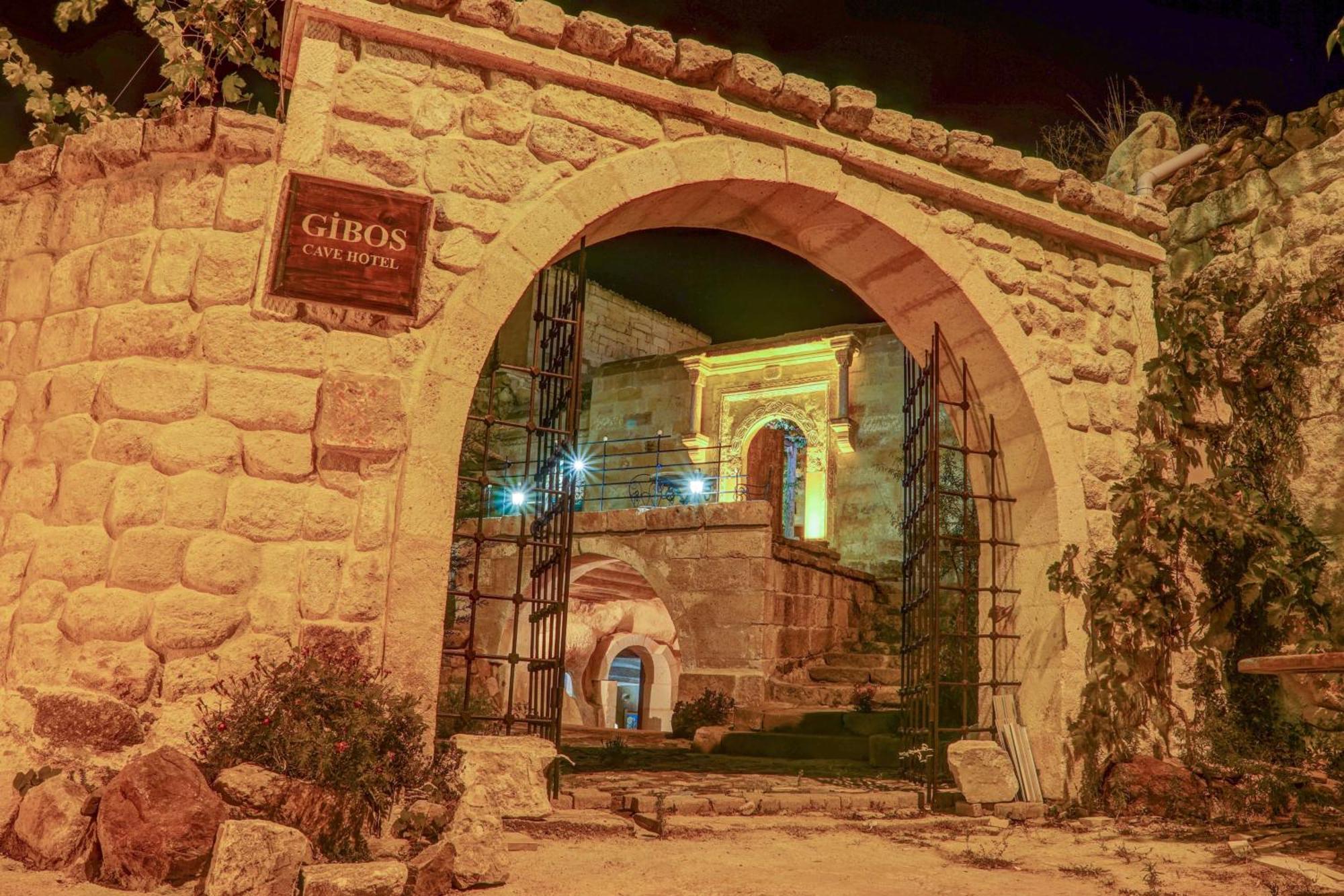 Gibos Cave Hotel อูร์กุบ ภายนอก รูปภาพ